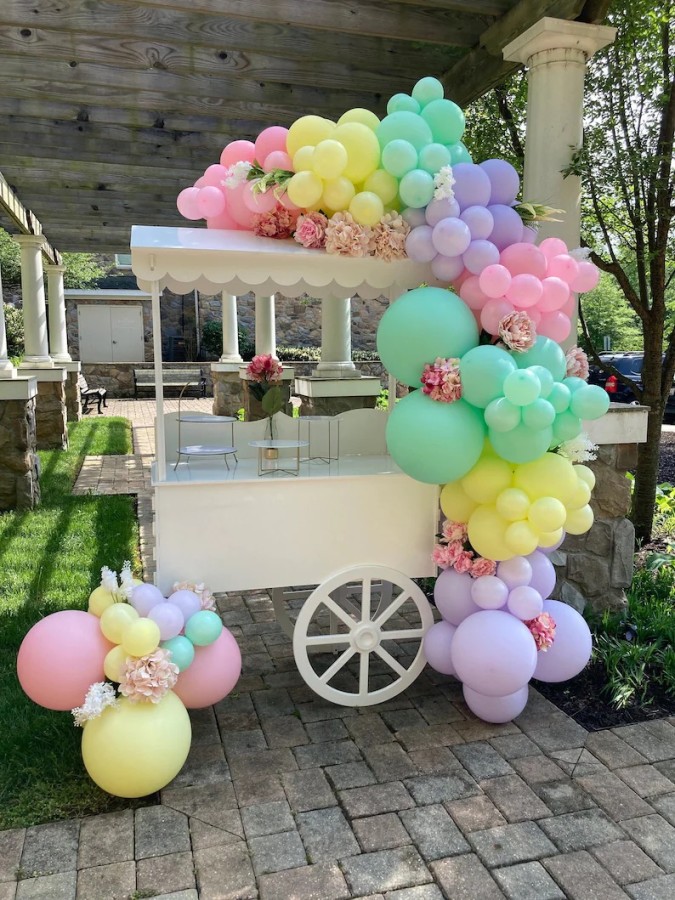 $150 Dessert Cart with balloons