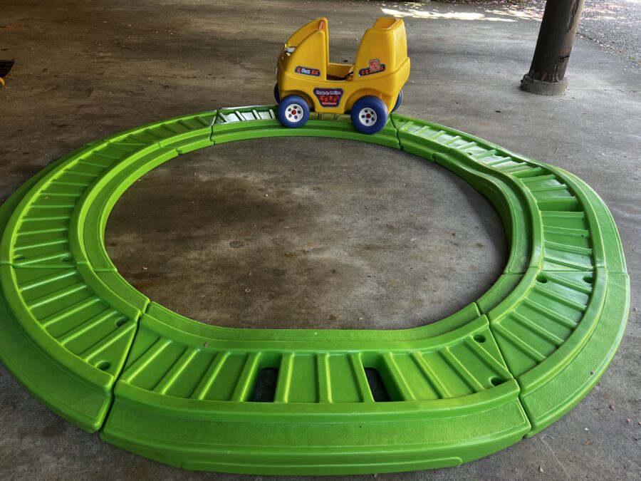 Roller Coasters Power Wheels Train - Image 4